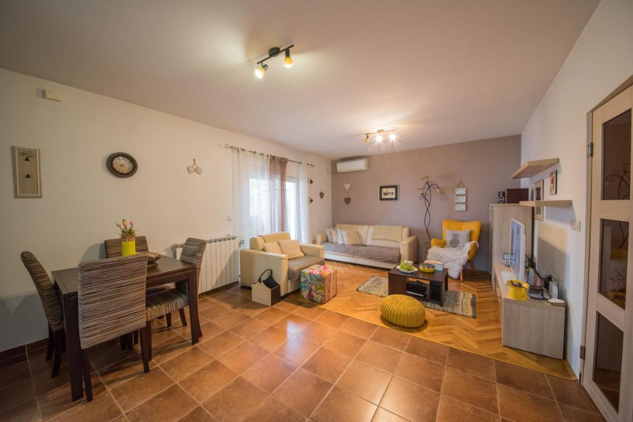 زادار City Apartment Magdalena المظهر الخارجي الصورة